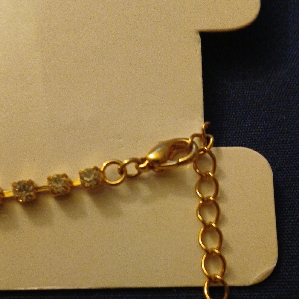 Fashion Rhinestone Necklace & Dangle Earring Set - Picture 5 of 8